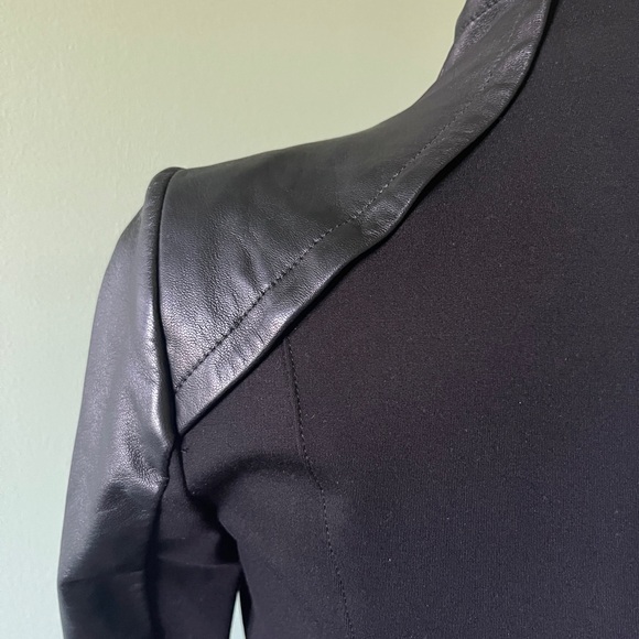 Stylish Danier leather and fabric jacket - Picture 2 of 10